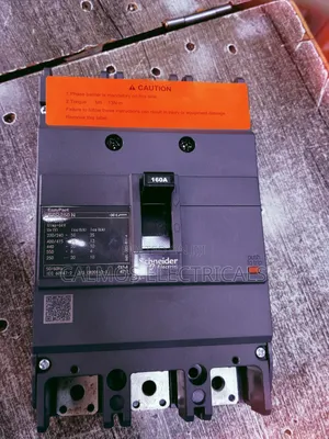 Schneider McCb 160a