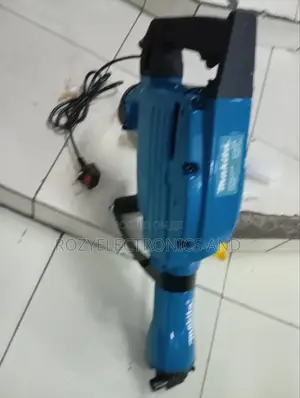 Makita Demolisher