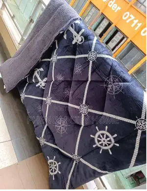 Queen Bed Single Warm Blanket