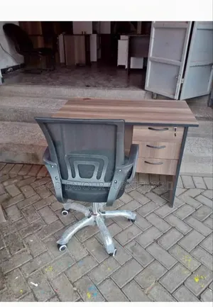 Brown 1 Meter Office Table With Chair Fq2vb