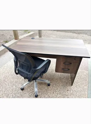 Elegant 1 Meter Office Table With Mesh Chair Tf1qk