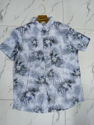 Men Short Sleeved
