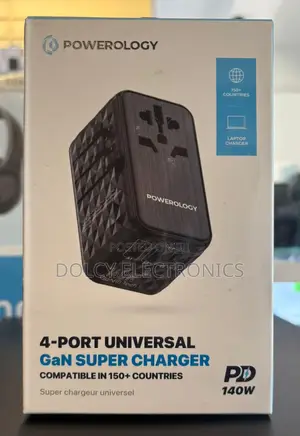 Powerology Universal Adapter 140W Type C Port / X2 USB a 15W