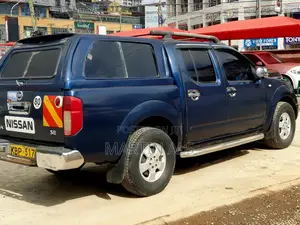 Nissan Navara 2.5 dCi 2011 Blue