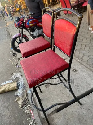 Red Sinatabu High Bar Chairs