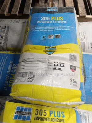 Laticrete 305+ Improved Adhesive.