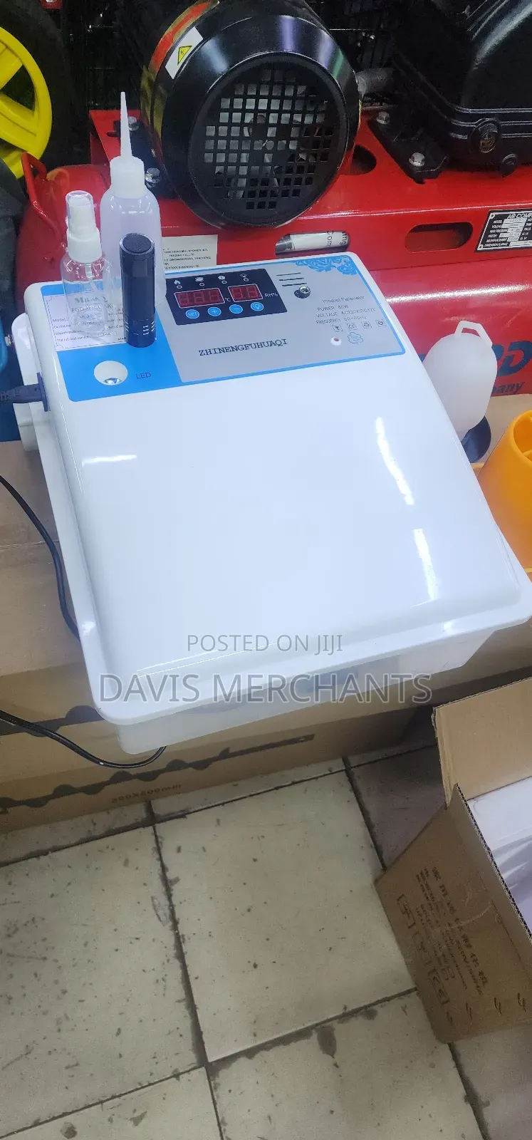 36 Eggs Incubator With Accessories