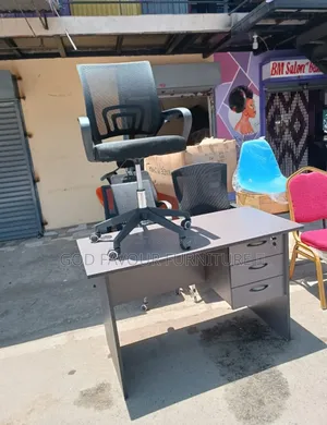 1 Meter Modern Office Table And Chair Hq2k