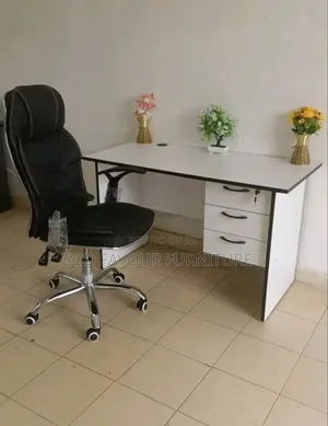 Generic White 1 Meter Office Table With Leather Chair Yv5qk