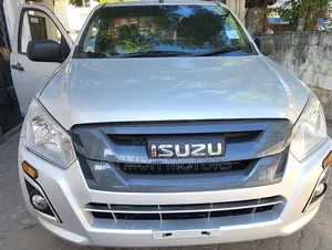 Isuzu D-MAX 2022 Silver