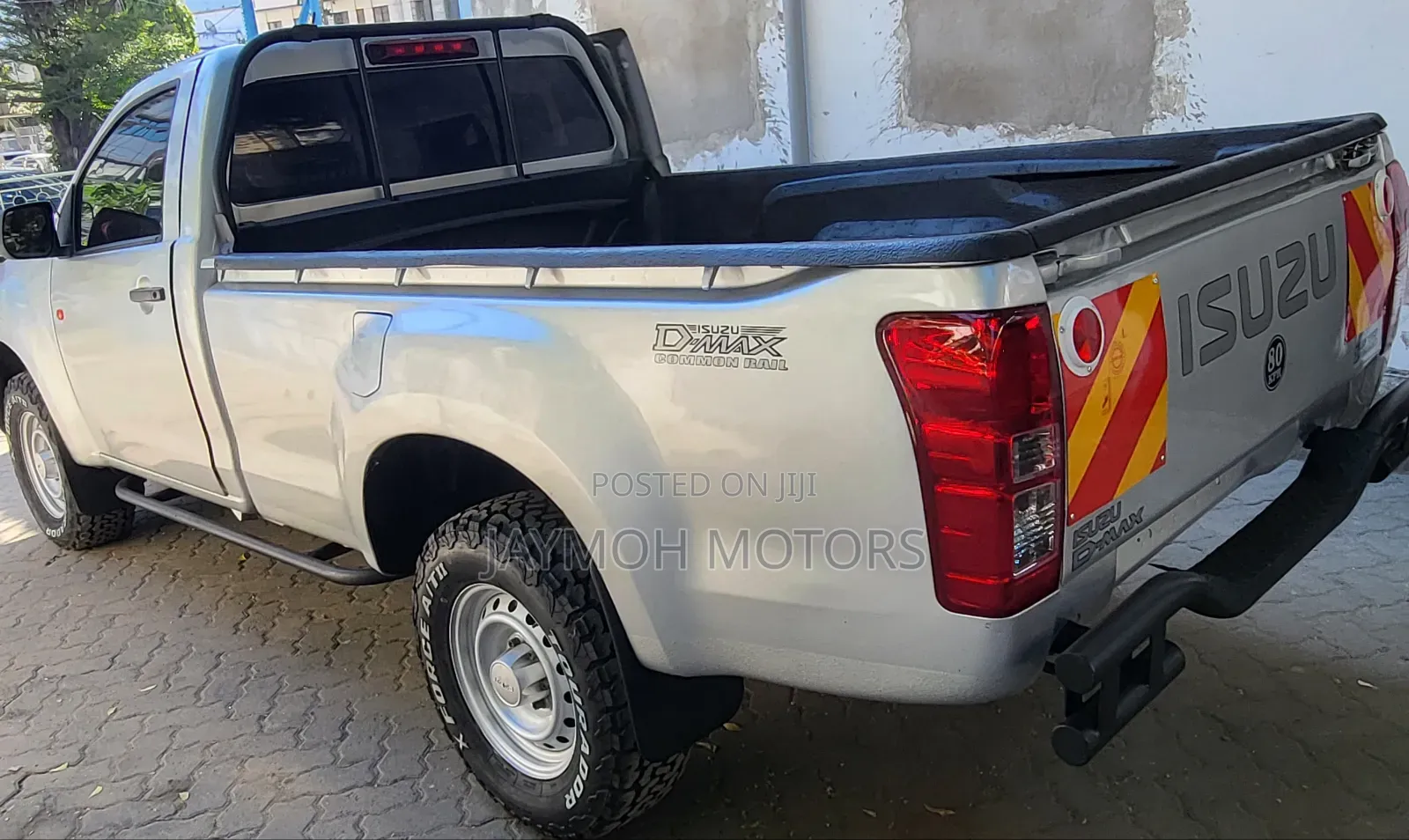 Isuzu D-MAX 2022 Silver