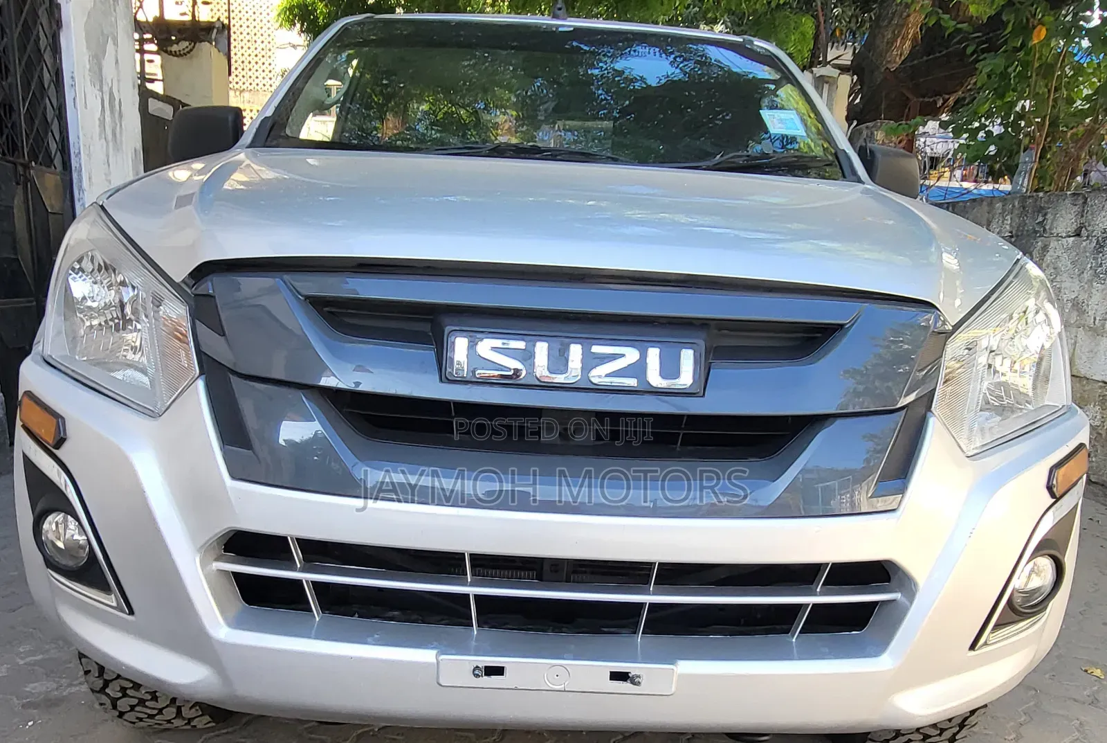 Isuzu D-MAX 2022 Silver