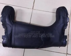 High Quality Footwear