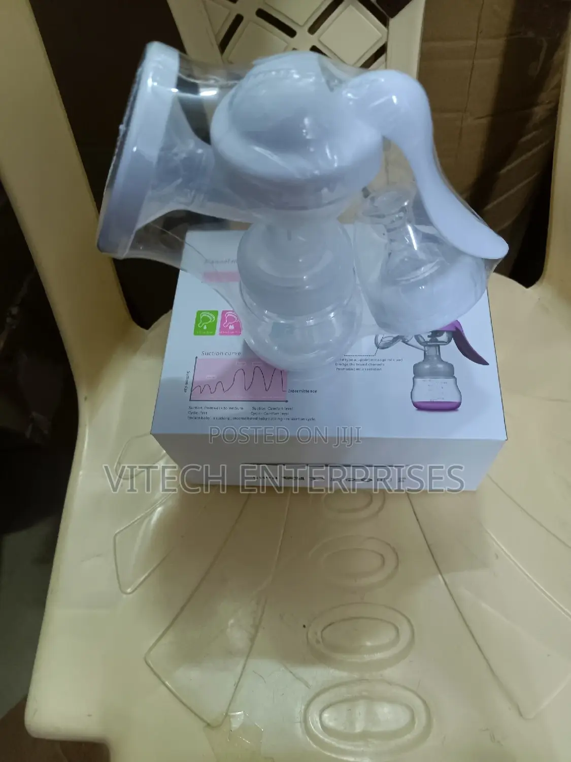 Manual Breast Pump White