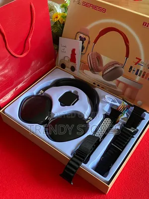P9 Series Smart Watch With Headphones Gift Set