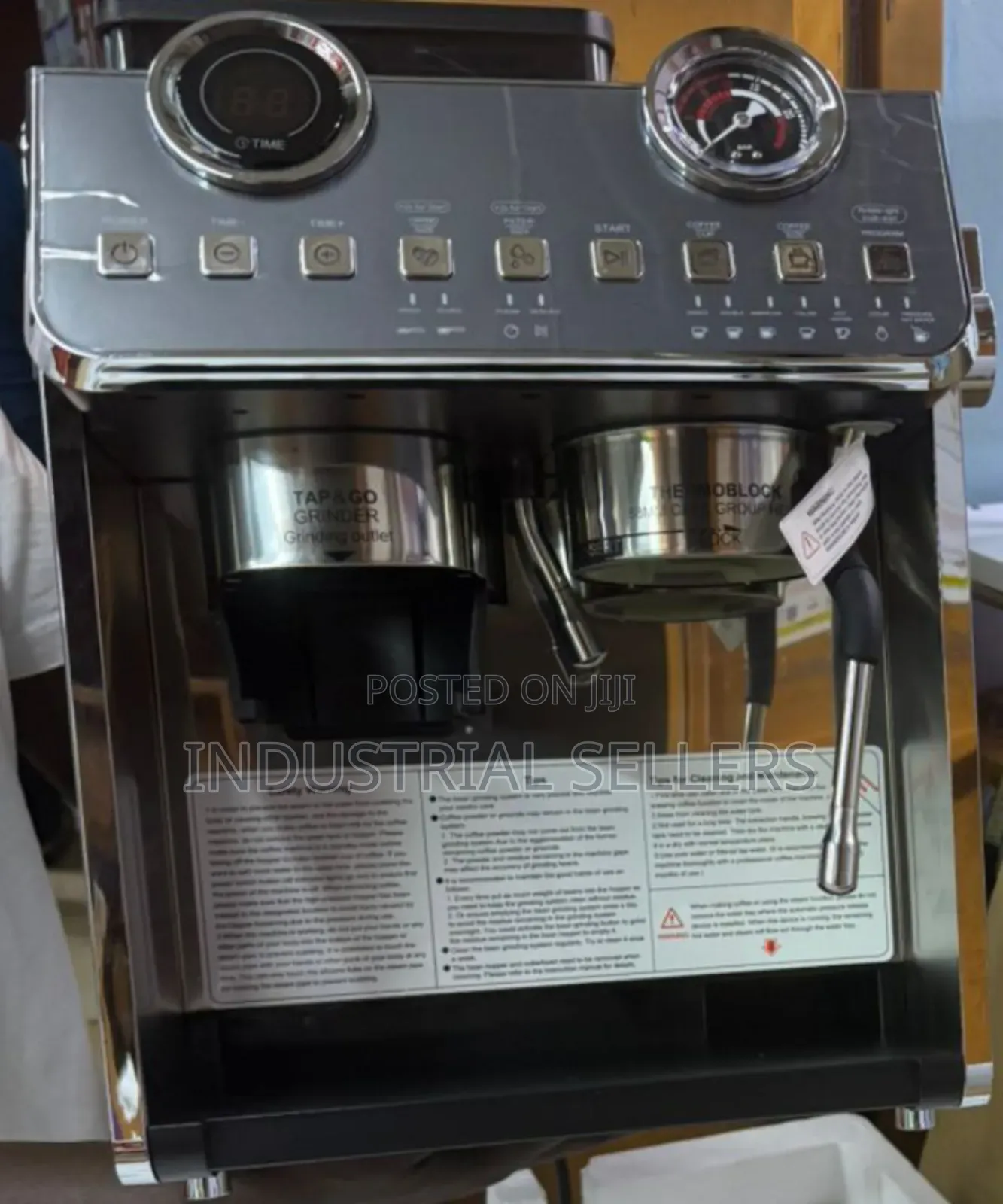 Quality Commercial Coffee Machine With Inbuilt Grinder