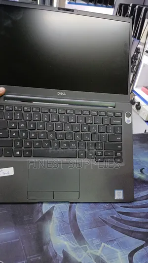 Laptop Dell Latitude 7400 8GB Intel Core I5 SSD 256GB