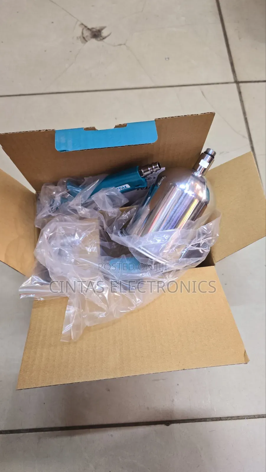 Total TAT10401 Air Spraygun 400cc