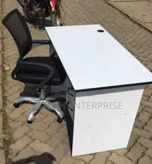 Office Desk 0.9 MTRS and Chair