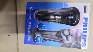 Philips Wer and Dry Electric Shaver