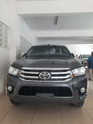 Toyota Hilux 2018 Gray