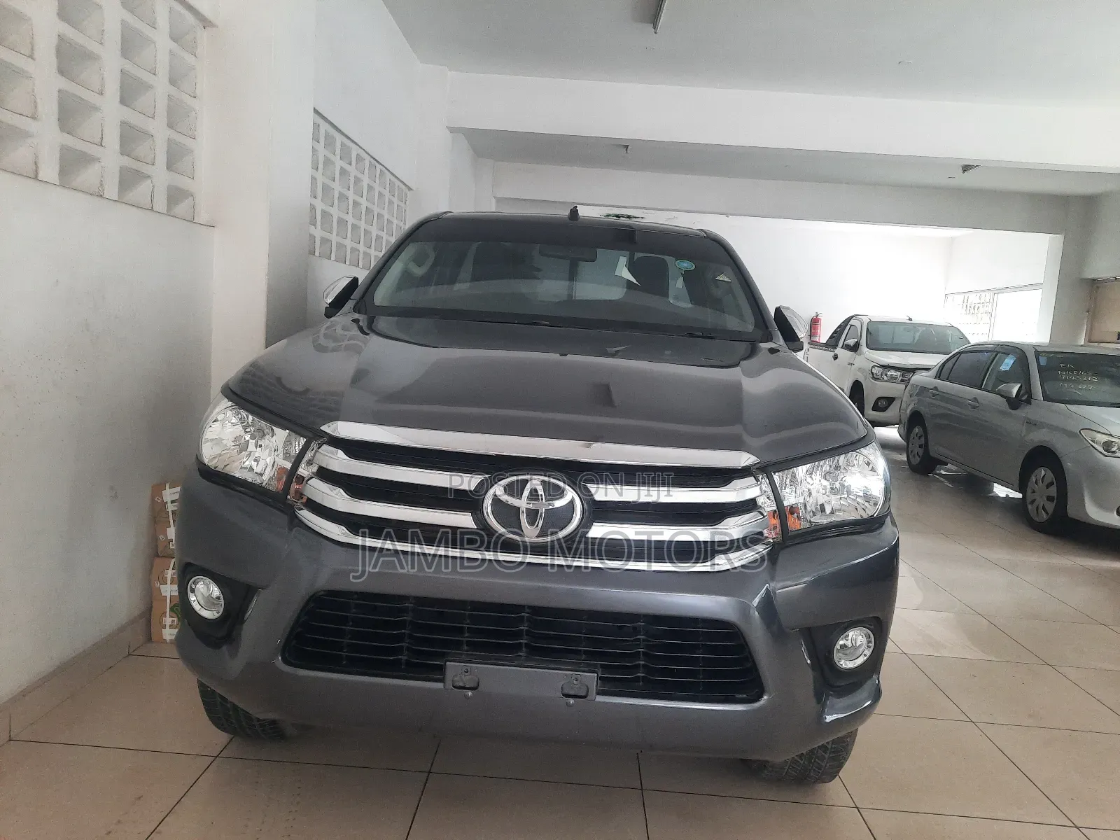 Toyota Hilux 2018 Gray