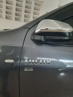 Toyota Hilux 2018 Gray