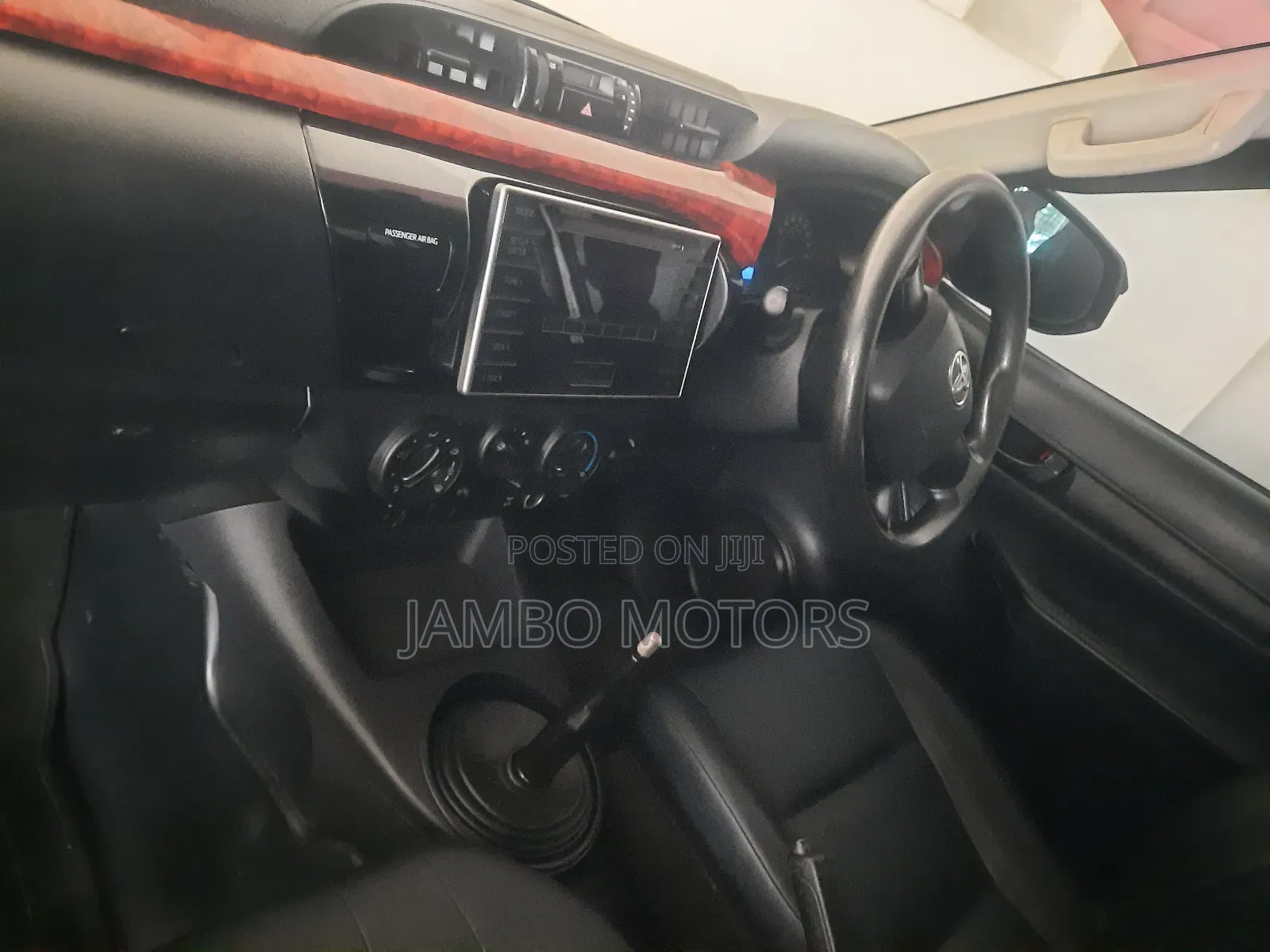 Toyota Hilux 2018 Gray