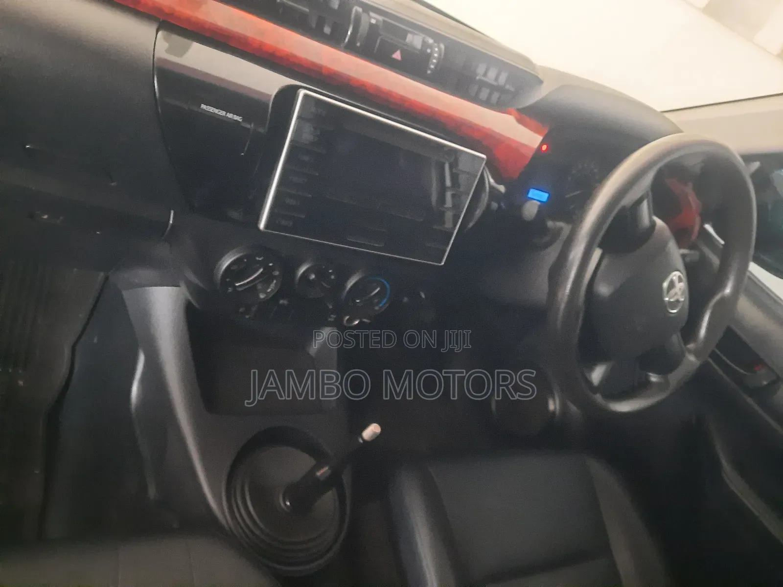 Toyota Hilux 2018 Gray