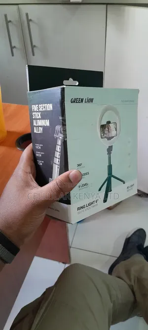 Green Lion Ring Light 6′′ Selfie Stick