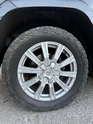 Toyota Land Cruiser 2011 Black