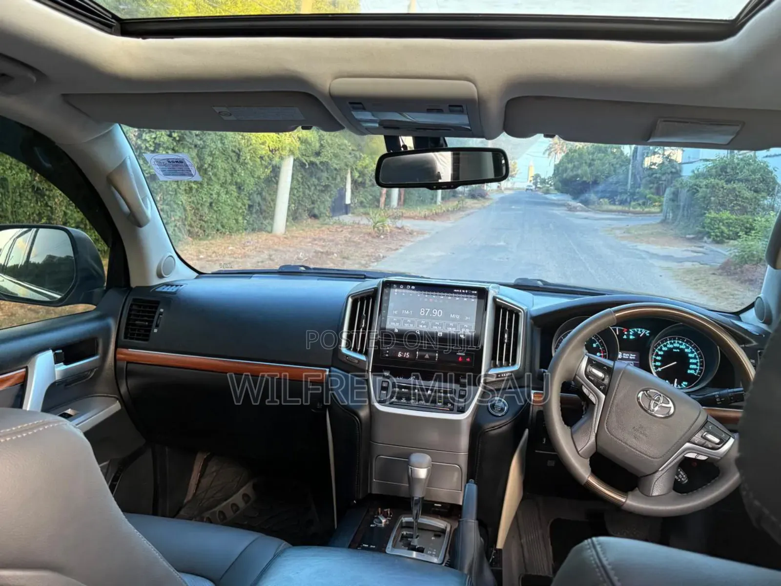 Toyota Land Cruiser 2011 Black