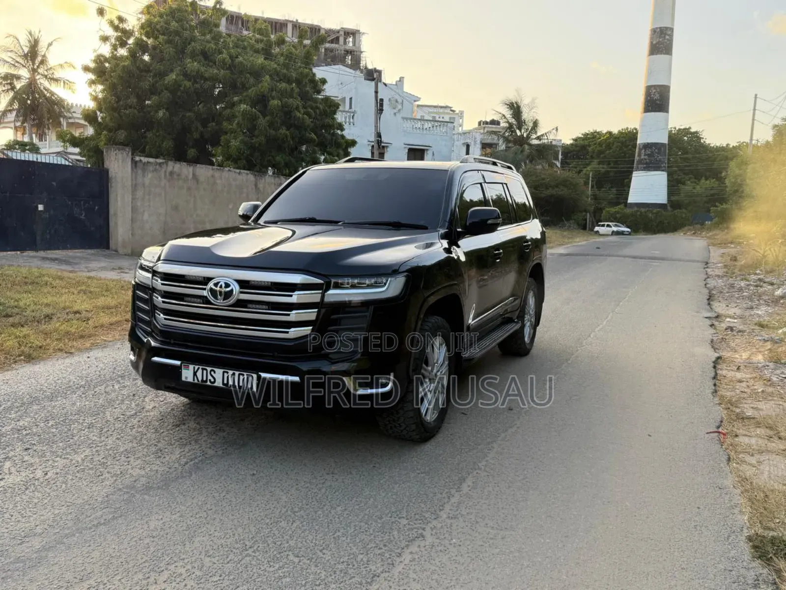 Toyota Land Cruiser 2011 Black