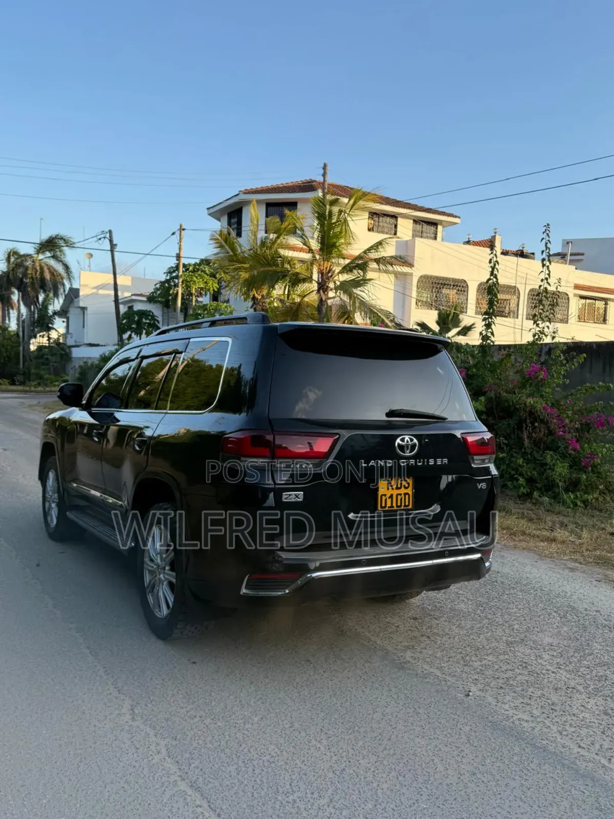 Toyota Land Cruiser 2011 Black