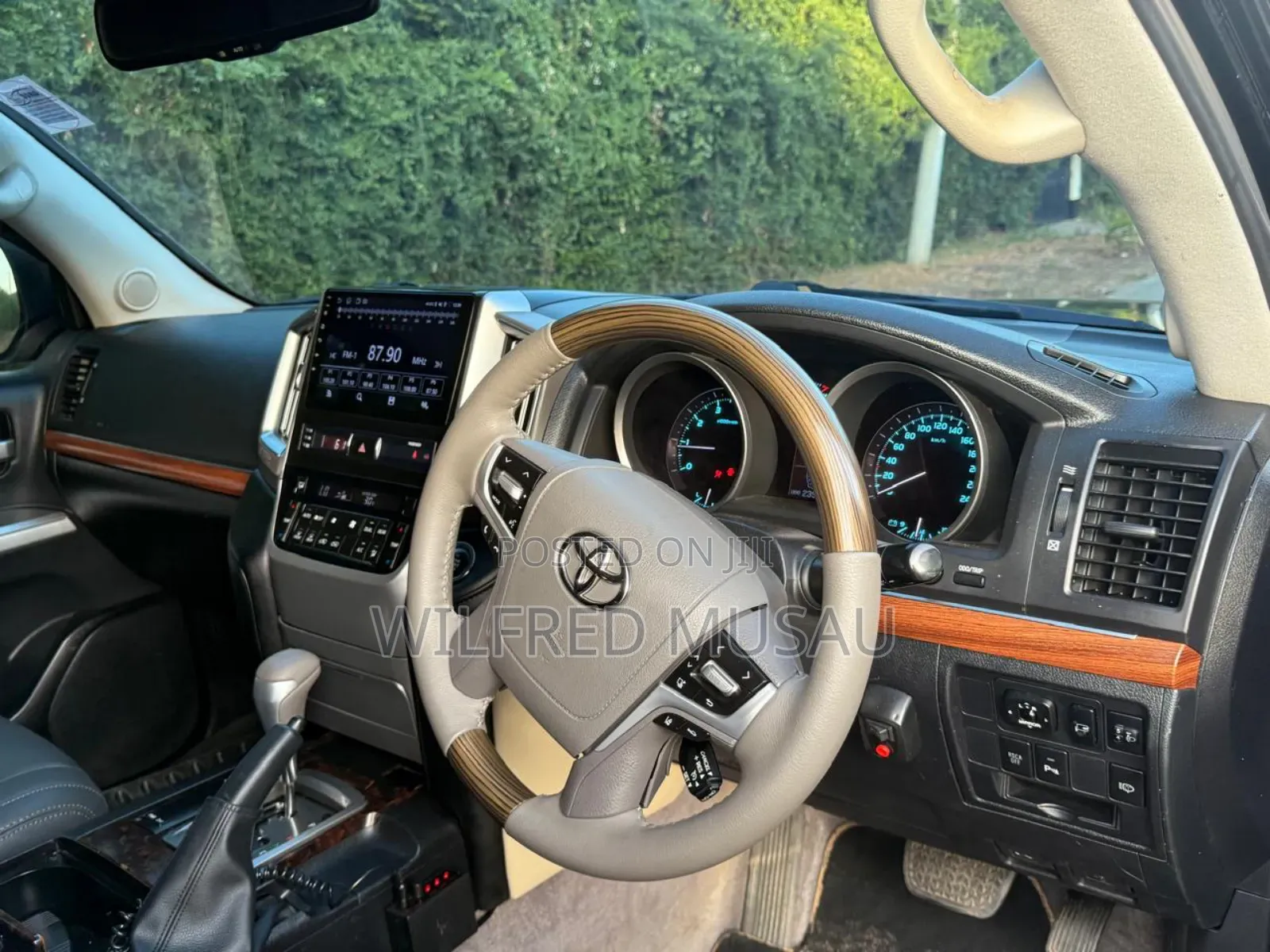 Toyota Land Cruiser 2011 Black