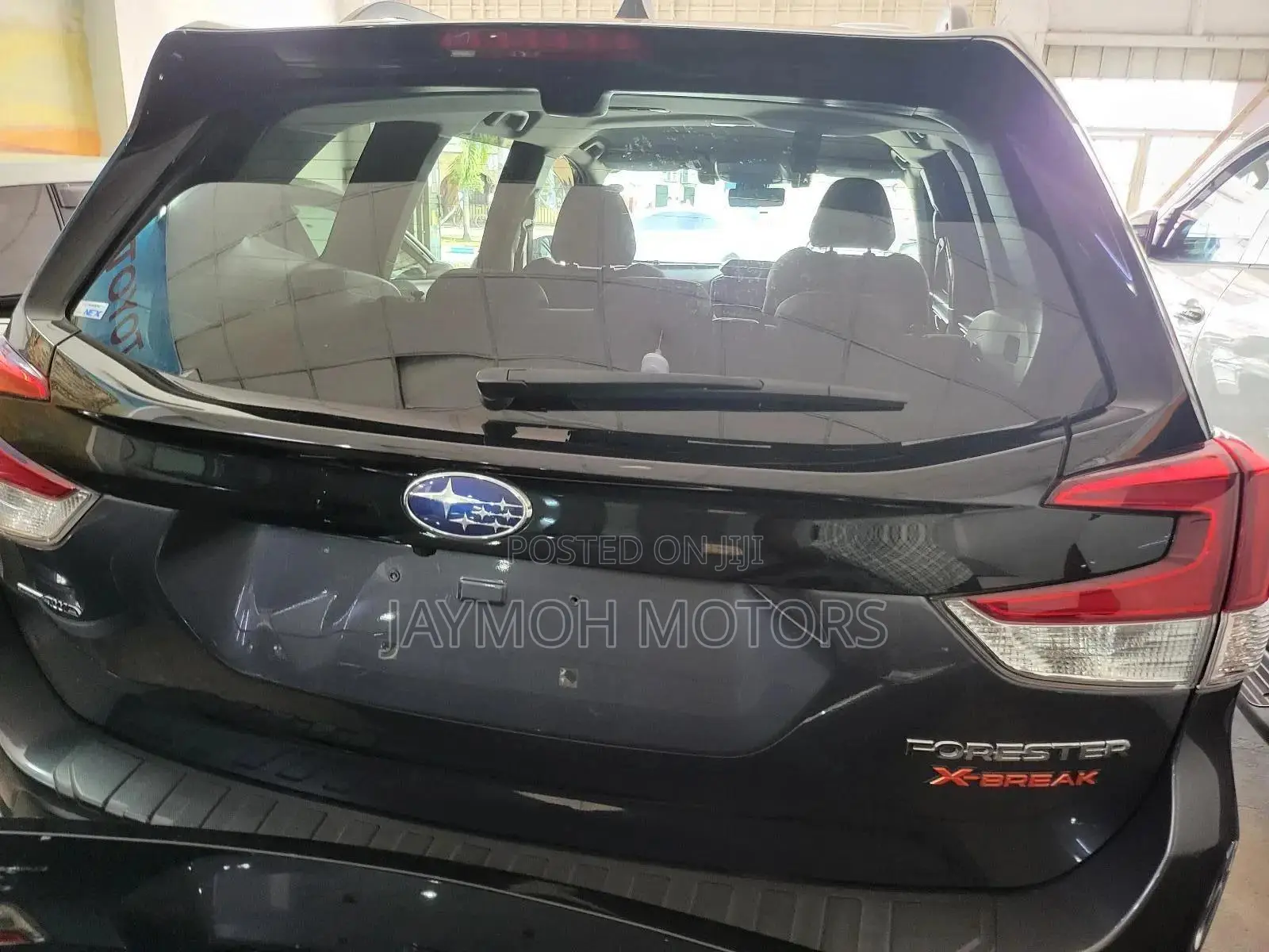 Subaru Forester 2018 Gray