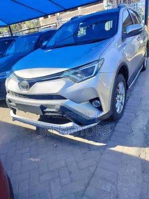 Toyota RAV4 2018 Silver