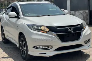 Honda Vezel 2018 Pearl