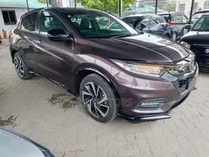 Honda Vezel 2017 Burgundy