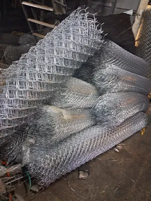 Heavy Duty Galvanized Chainlink Fencing (11g Mesh 80*80 7ft)