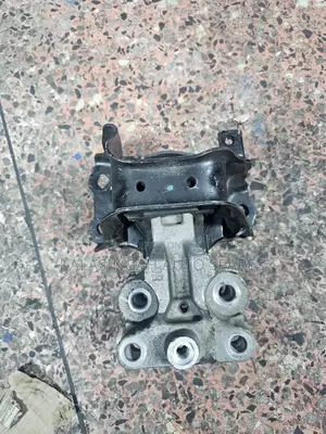 Engine Mounting Nissan  Note E12