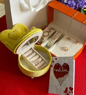 Yellow 4 In 1 Valentine's Gift Set