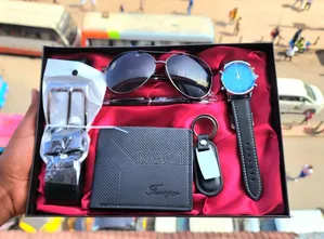 Valentine Men Gift Set With Luxury Glasses