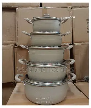*James Pot Beige Cookware Set*