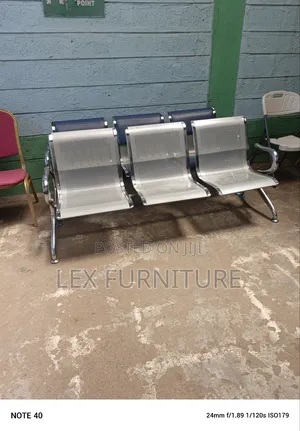 Unpadded Waiting Office Chair