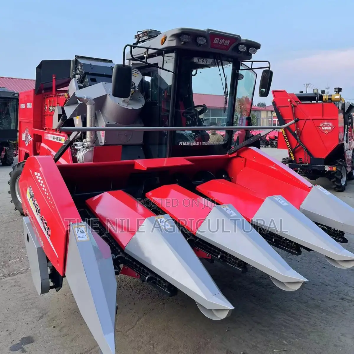 Corn Combine Harvester With 2 Rows