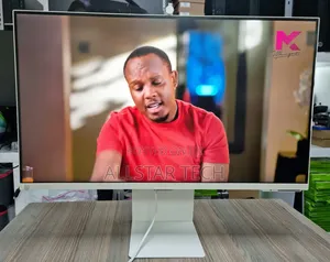 Samsung 32" M8 HDR Smart Monitor