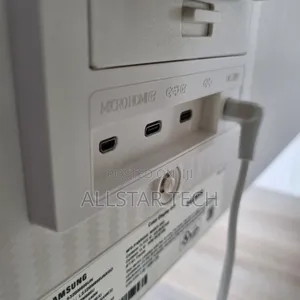 Samsung 32" M8 HDR Smart Monitor