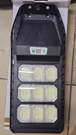 Rproyalty Solar Street Light 100W