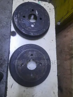 Toyota Raum Brake Drums